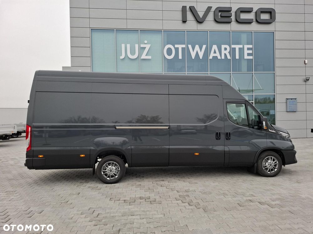 Iveco IMPONUJĄCA KUBATURA 18m3, ŚWIETNA DOSTĘPNOŚĆ, MINIMUM FORMALNOŚCI - 33