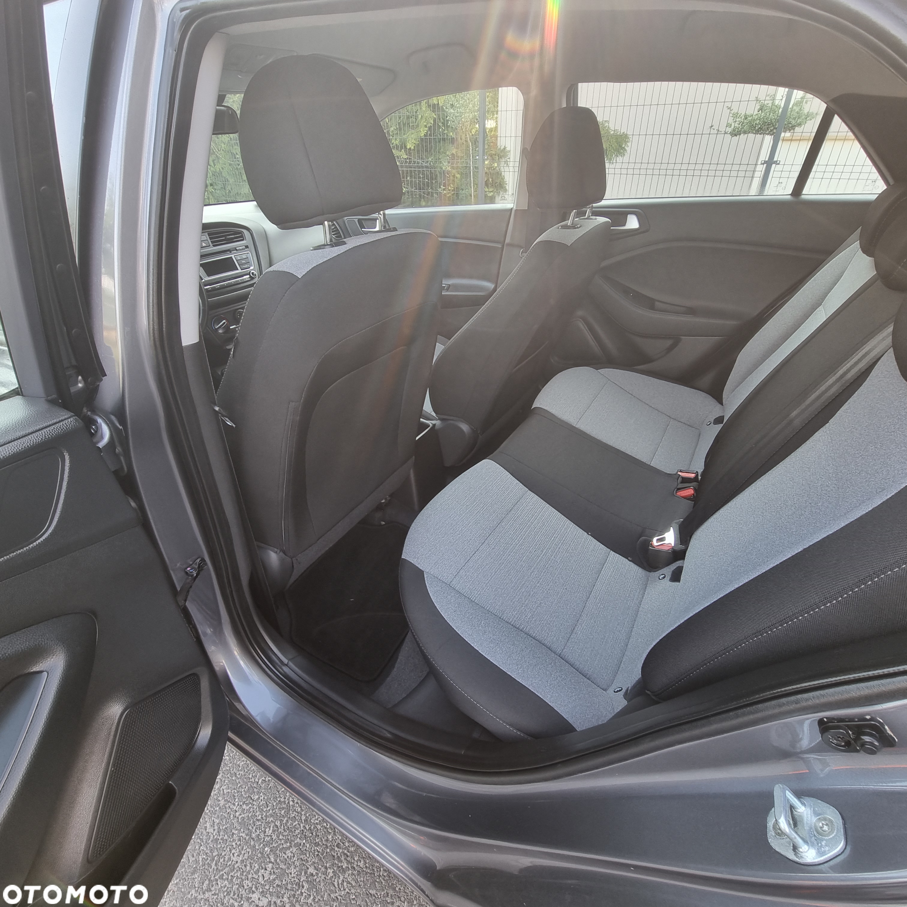 Hyundai i20 1.2 Elegant - 9