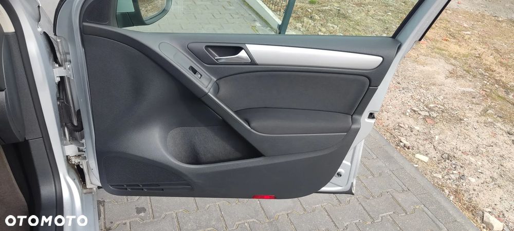 Volkswagen Golf 1.6 Tour - 29