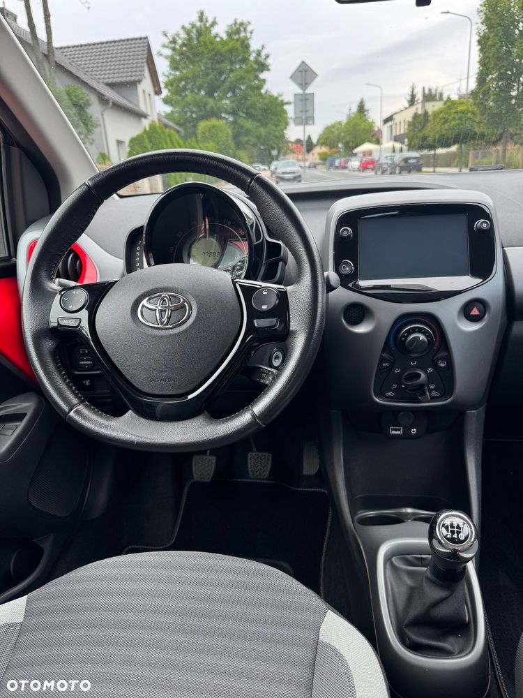 Toyota Aygo 1.0 VVT-i JBL Edition - 4