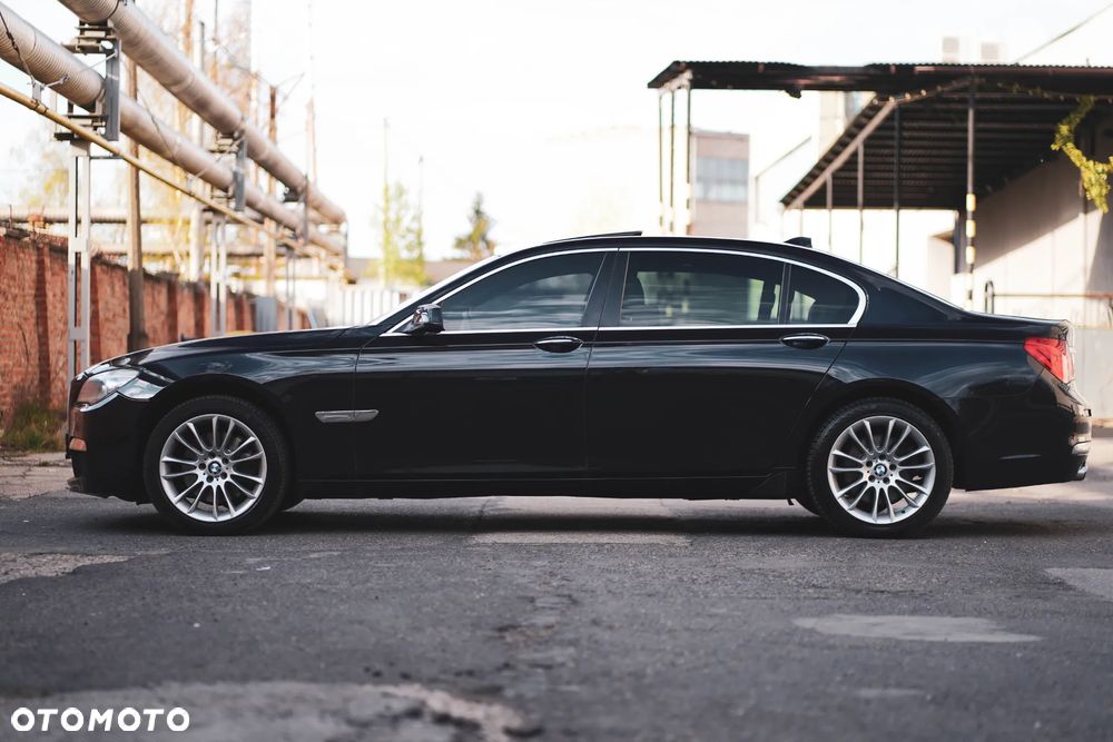 BMW Seria 7 730d L - 13