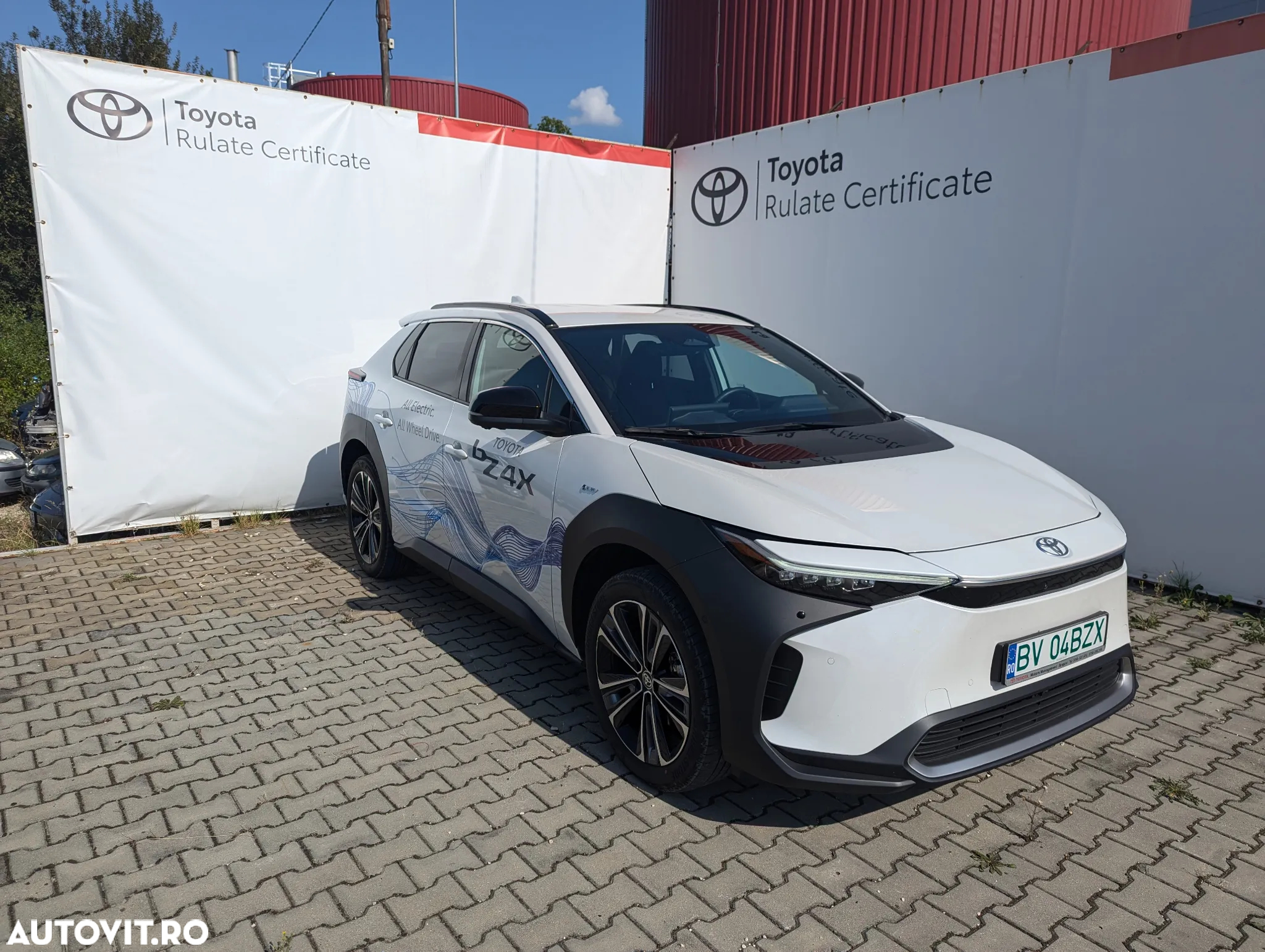 Toyota BZ4X 160 KW AWD (4x4) Luxury - 6