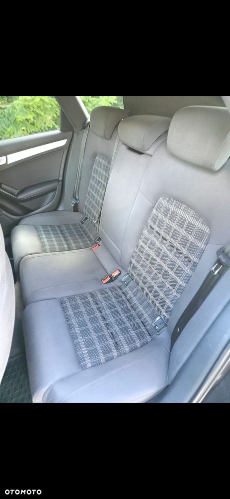 Audi A4 Avant 2.0 TDI DPF multitronic Ambiente - 13