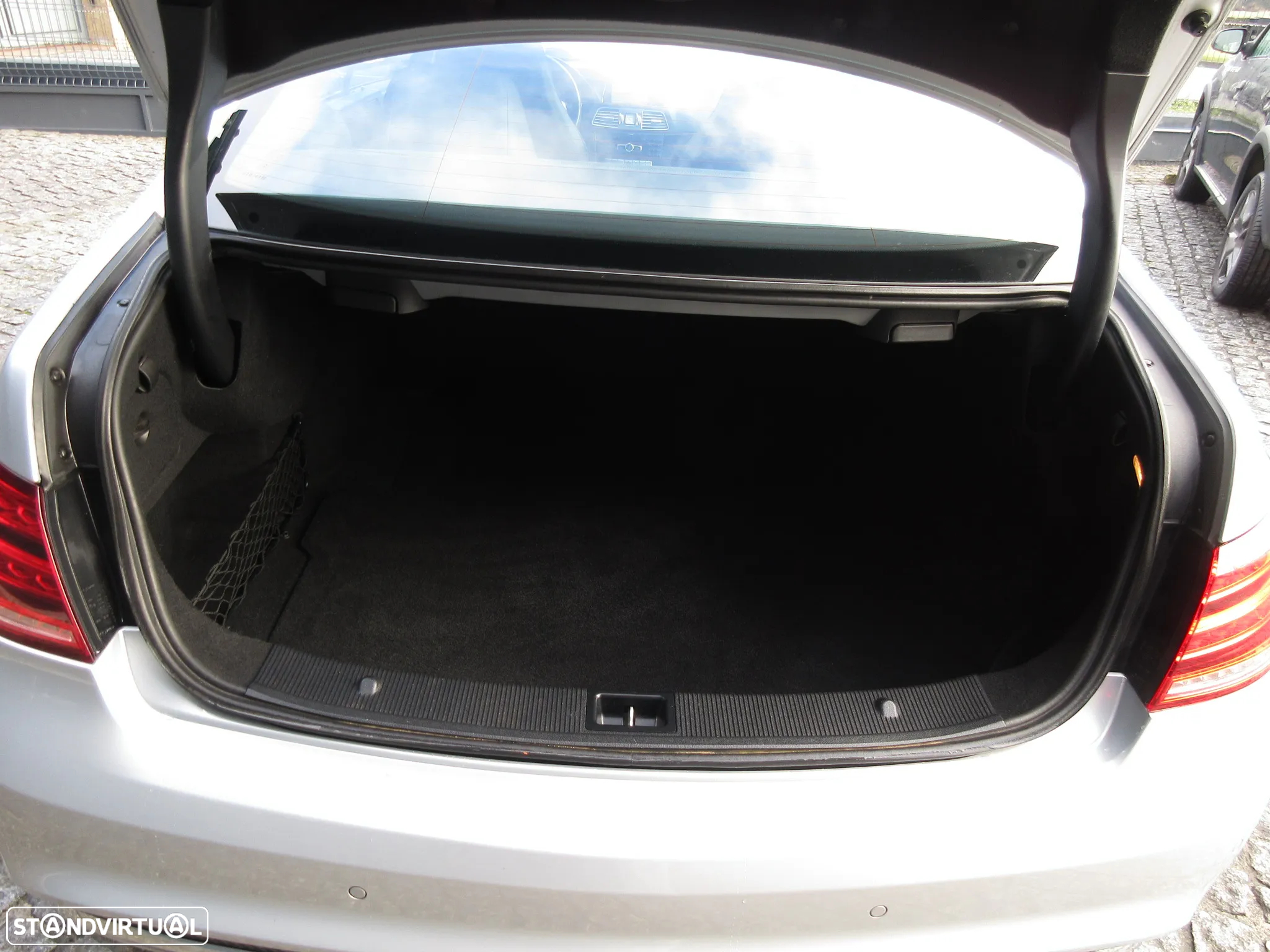 Mercedes-Benz E 250 CDi Avantgarde BlueEfficiency Auto. - 41