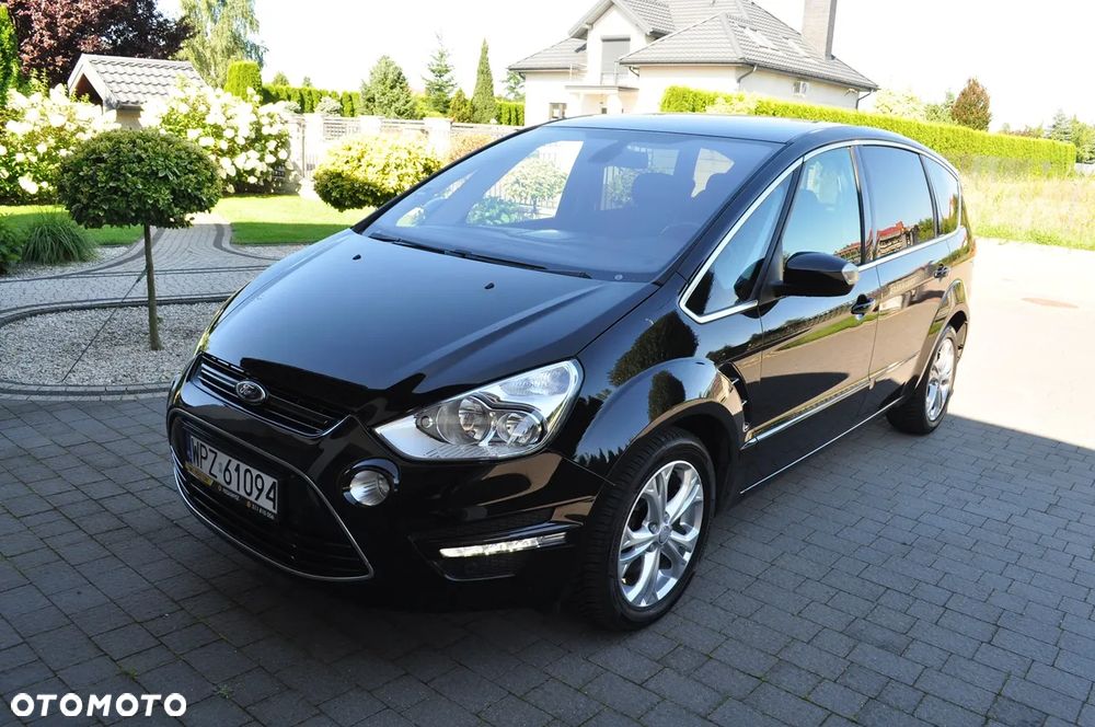 Ford S-Max 2.0 TDCi DPF Titanium - 13