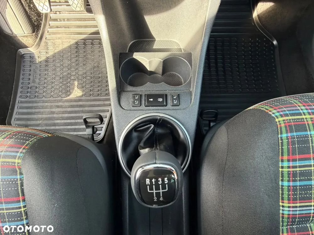 Skoda Fabia - 21