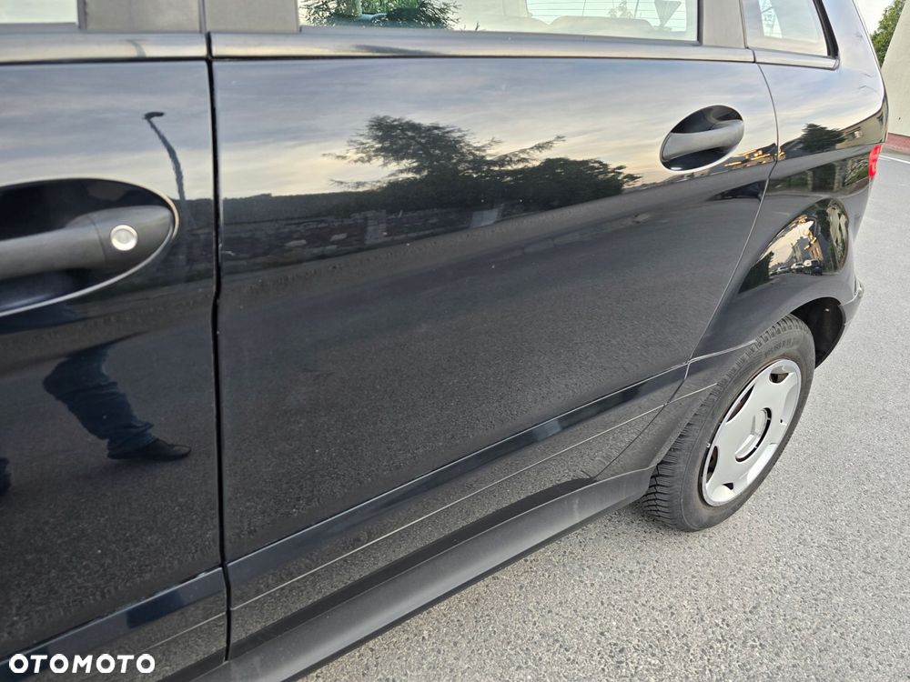 MERCEDES B-KLASA LEWE TYLNE DRZWI W KOLOR 696 DO MONTAŻU - 4