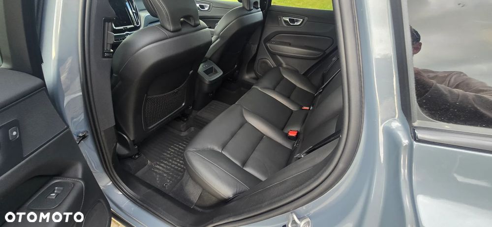 Volvo XC 60 B5 B Geartronic RDesign - 14