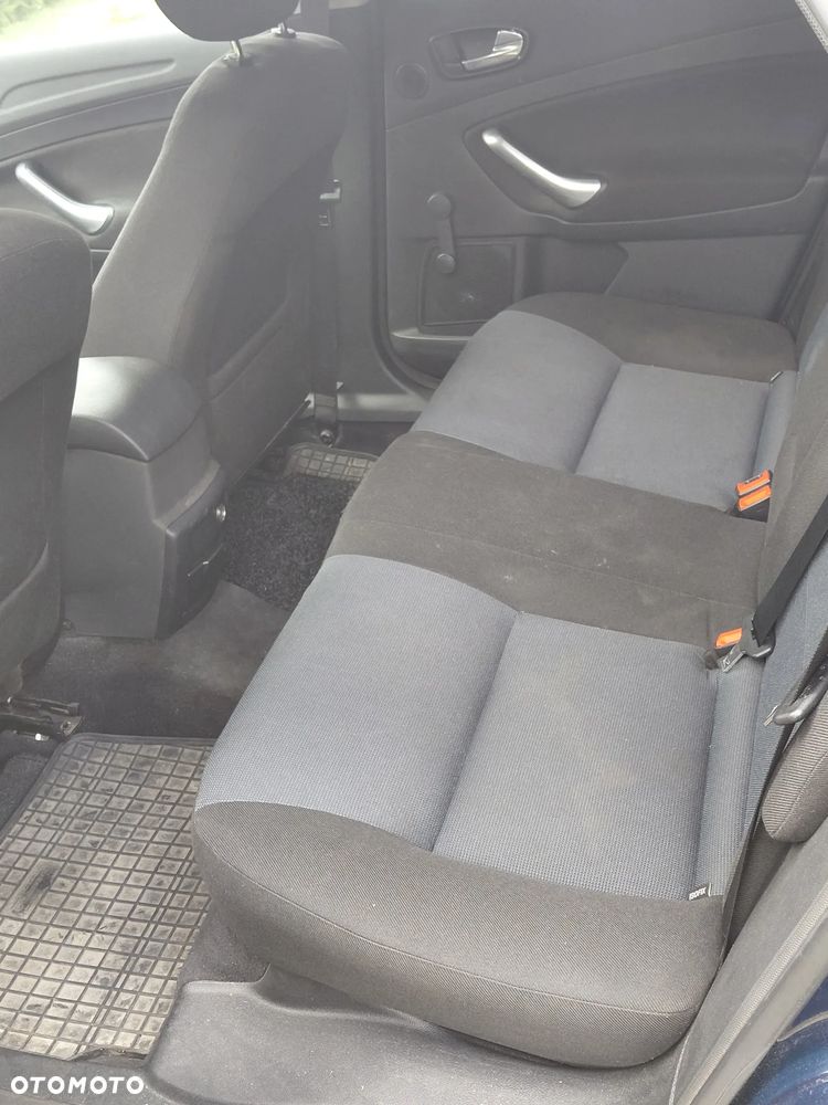 Ford Mondeo - 9