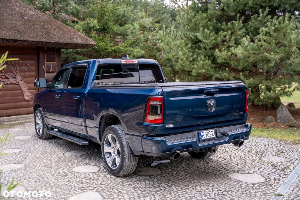 Dodge RAM 5.7 4x4 - 3