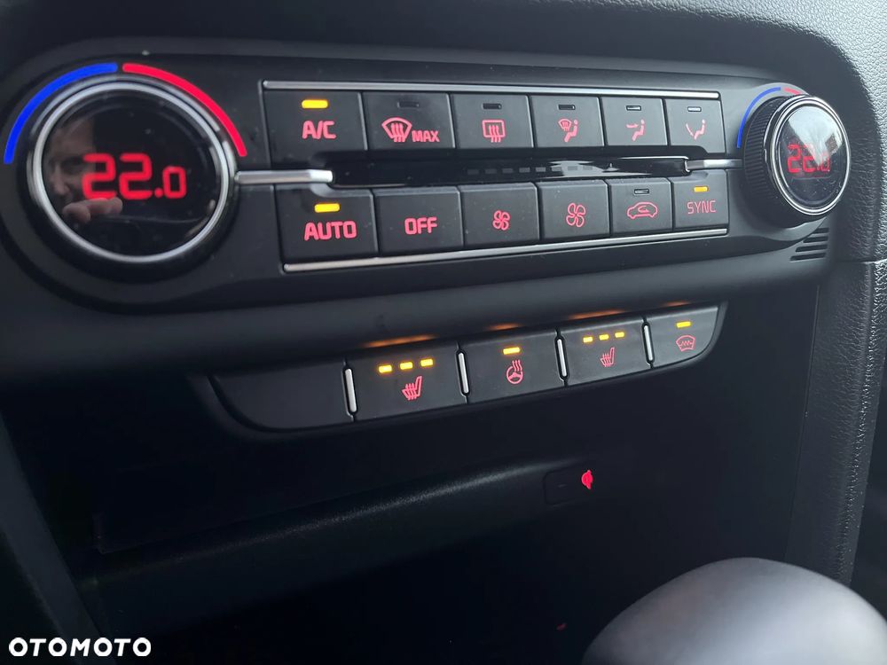 Kia XCeed 1.5 T-GDI Business Line DCT - 22