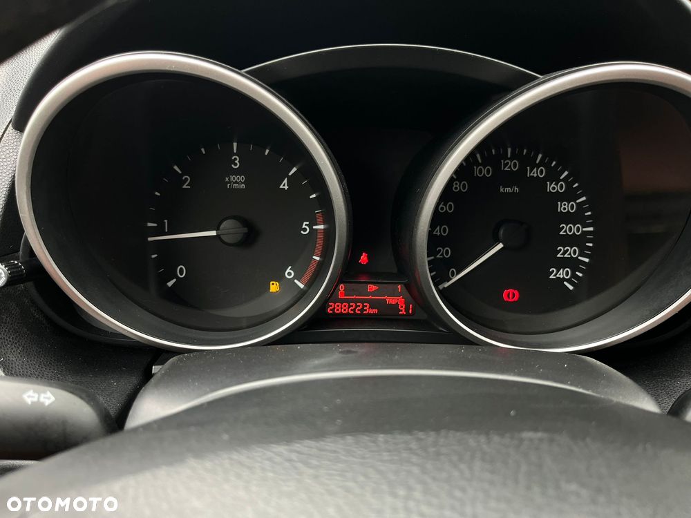 Mazda 5 - 13
