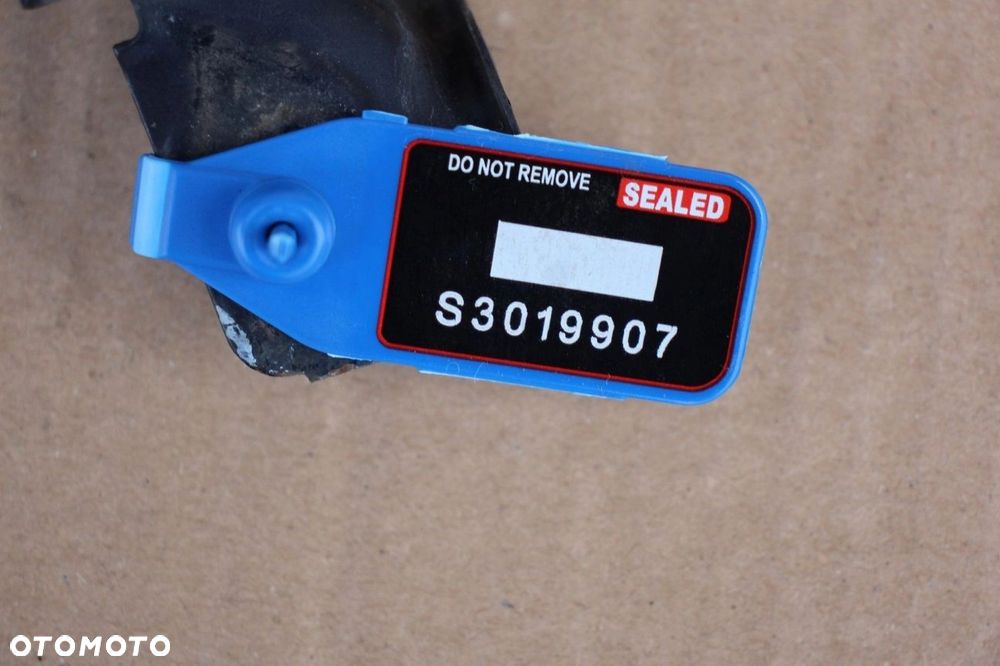 Listwa pod lampę PRAWY PRZÓD Audi 100 A6 C4 4A0853208L kolor LZ5L - 4