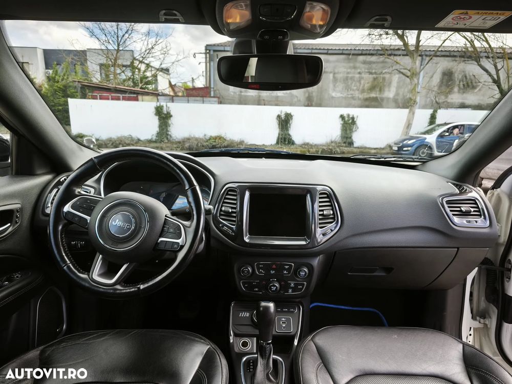 Jeep Compass - 14