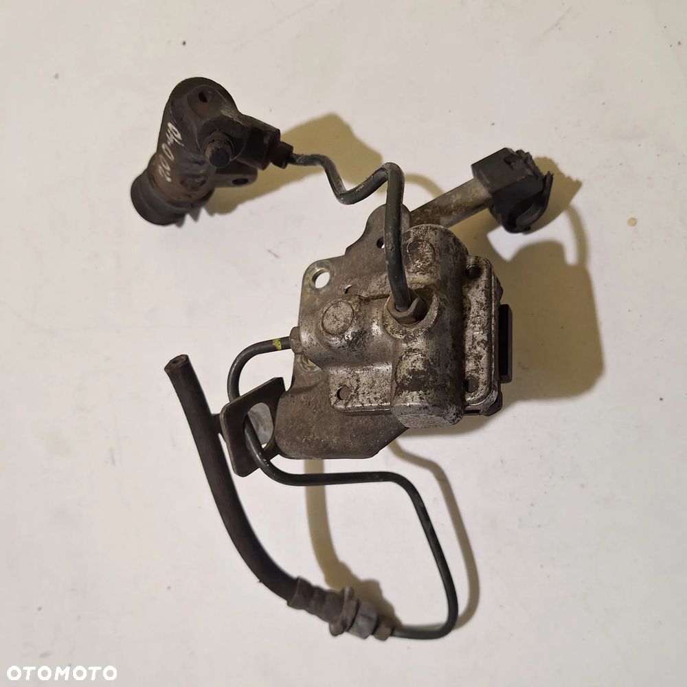 WYSPRZEGLIK KOREKTOR COROLLA E12 D4D 2.0 - 9