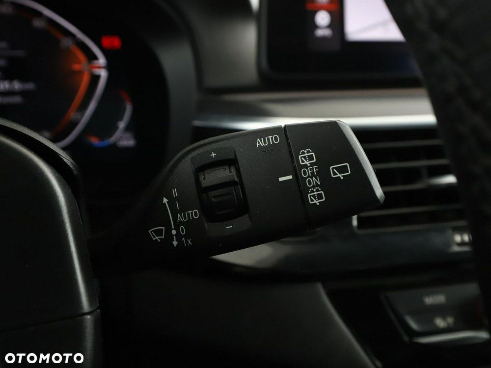 BMW Seria 5 - 36