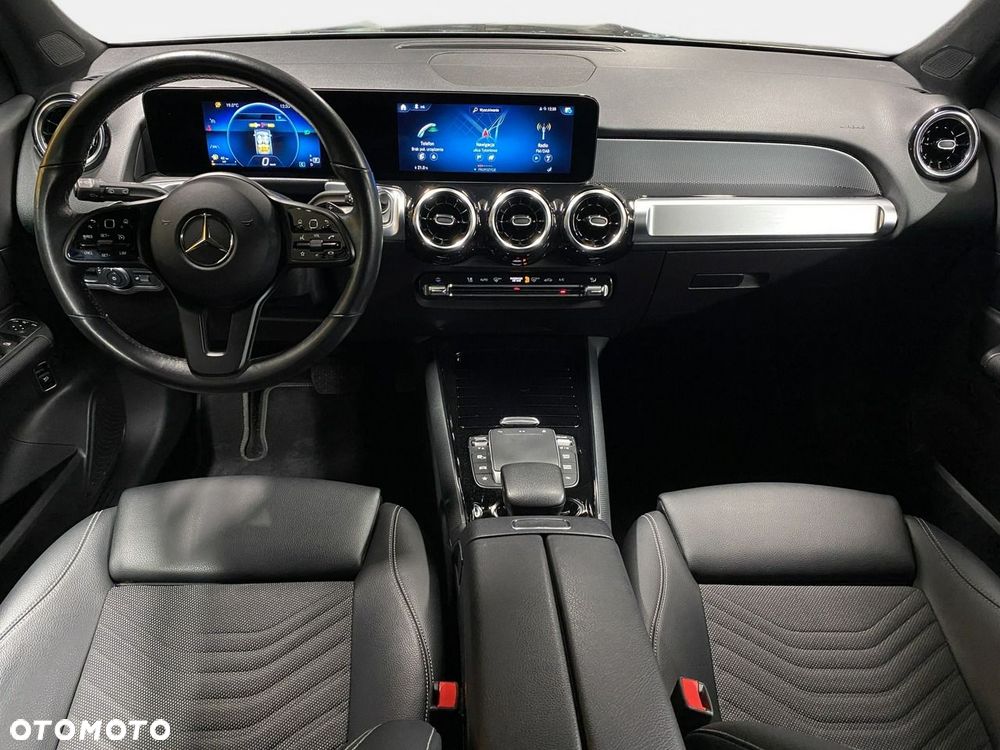 Mercedes-Benz GLB - 21