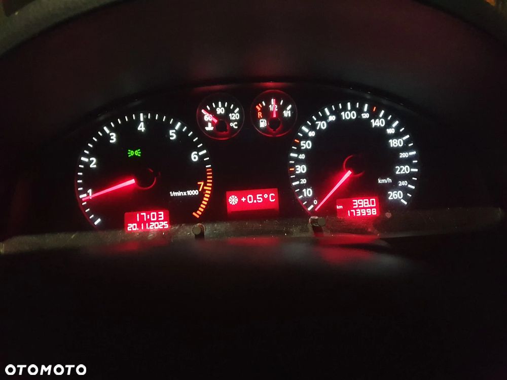 Audi A4 Limousine - 29