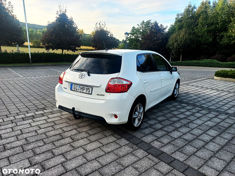 Toyota Auris 1.6 Dynamic - 8
