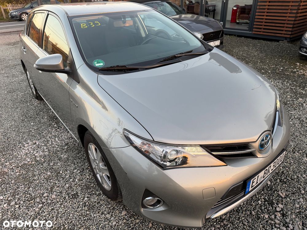Toyota Auris 1.8 HSD Luna - 11