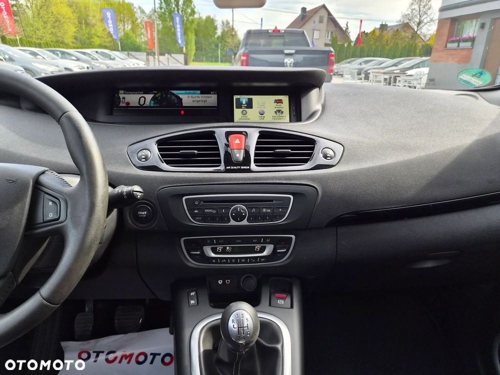 Renault Grand Scenic - 26