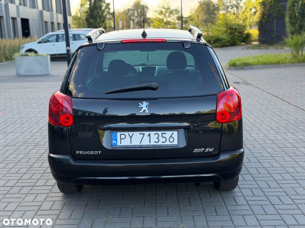 Peugeot 207 - 4