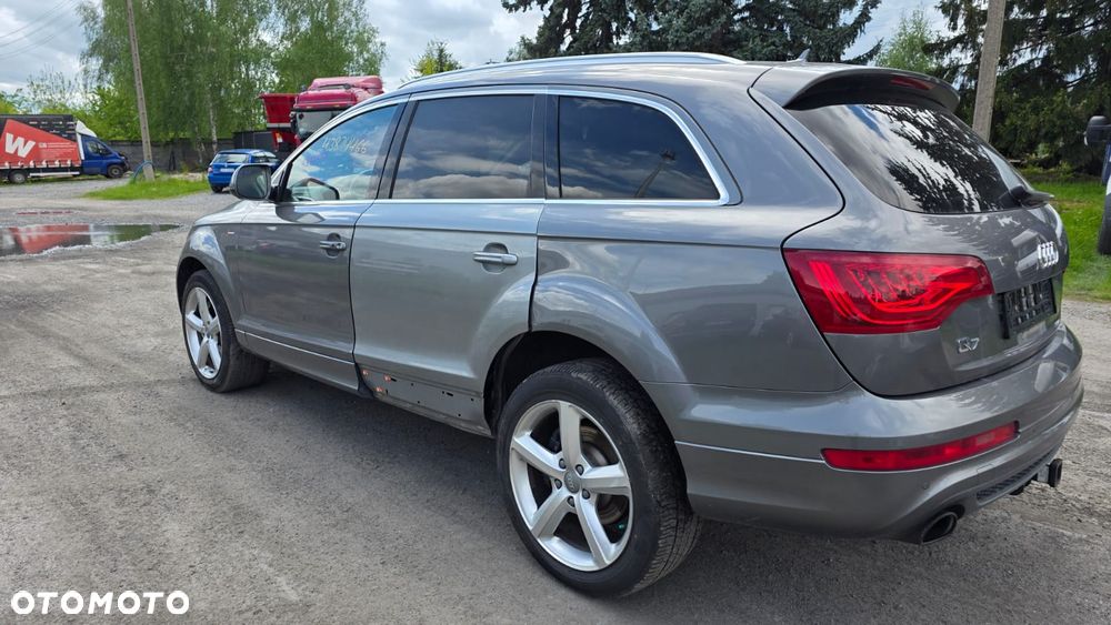 Audi Q7 3.0 TFSI Quattro Tiptronic - 7
