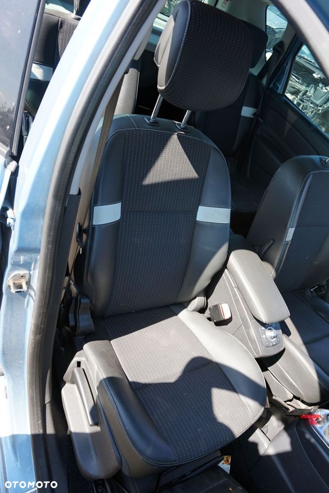 RENAULT SCENIC III PH1 2011 TERPA 1.6 DCI R9M402 130KM ND4009 NIEBIESKI na części - 15