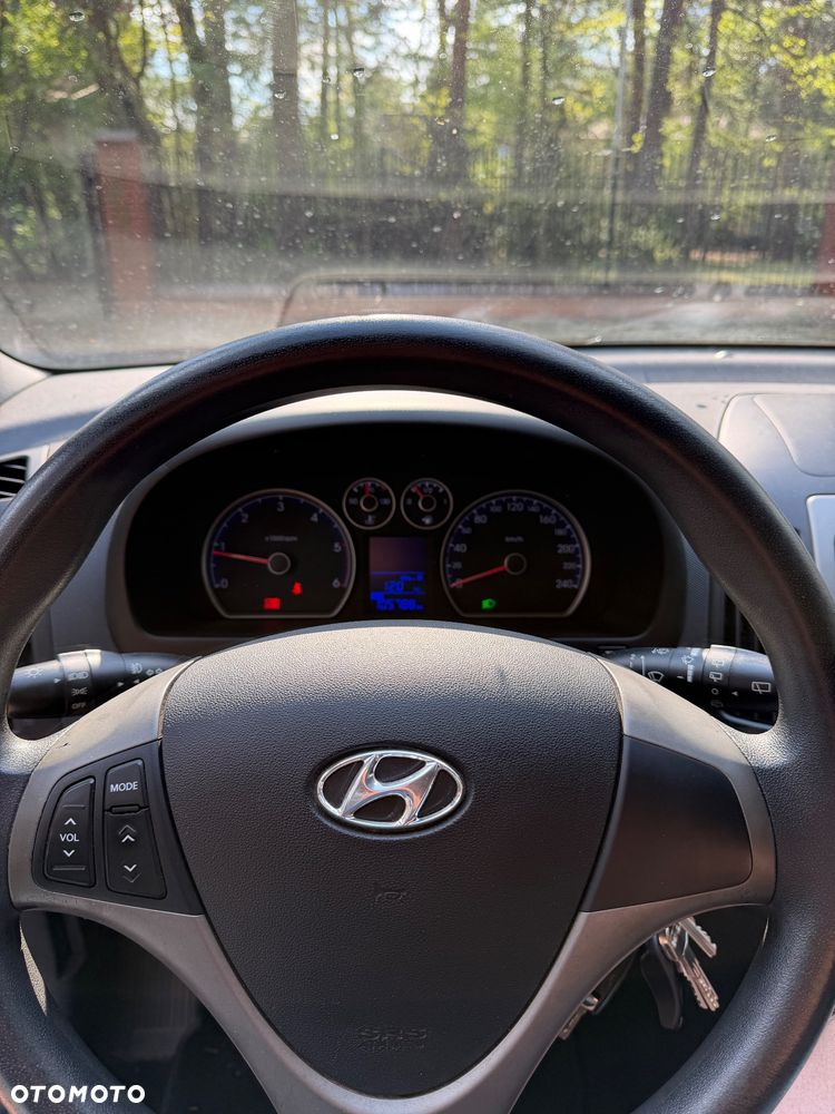 Hyundai i30 1.6 CRDi Comfort - 14