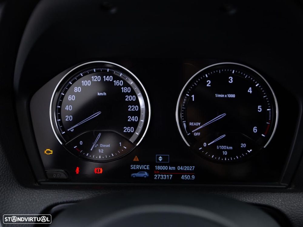 BMW 116 d Pack M - 19