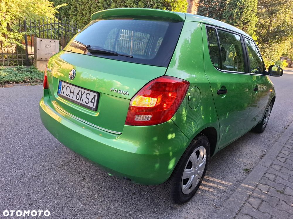 Skoda Fabia 1.4 16V Ambition Plus - 10