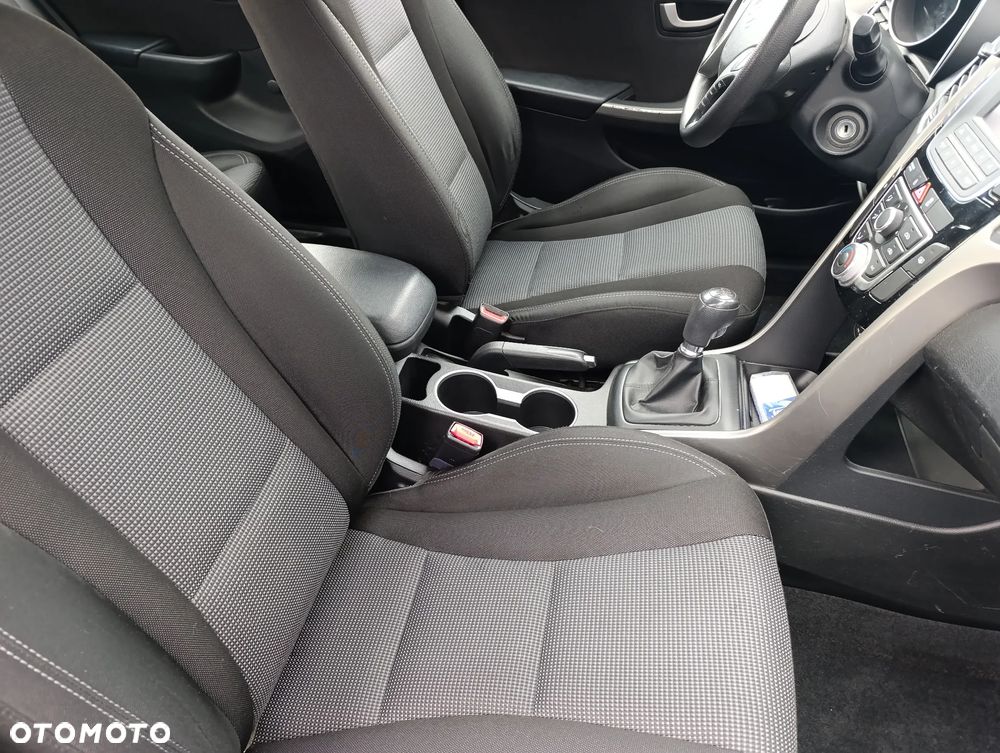 Hyundai i30 1.4 Classic - 8