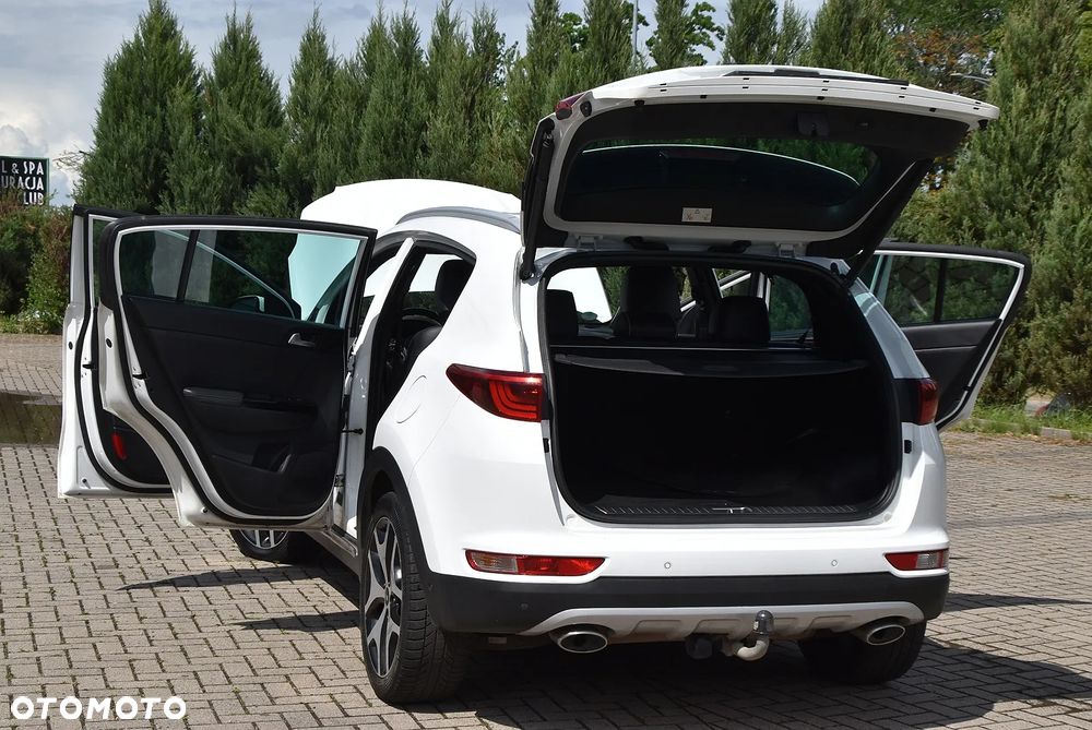 Kia Sportage 2,0 CRDI AWD GT Line - 9
