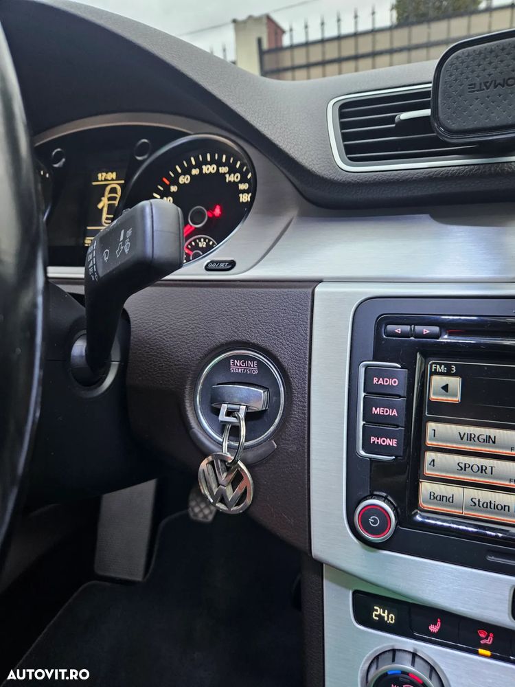 Volkswagen Passat 2.0 TDI BlueMotion Tehnology Highline - 35