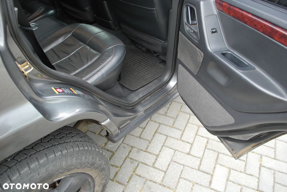 Jeep Grand Cherokee 2.7 CRD Limited - 26
