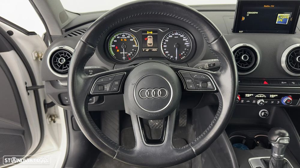 Audi A3 Sportback e-tron 1.4 TFSI Sport S tronic - 31