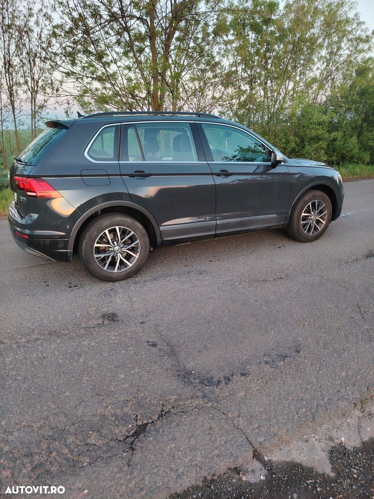 Volkswagen Tiguan - 4