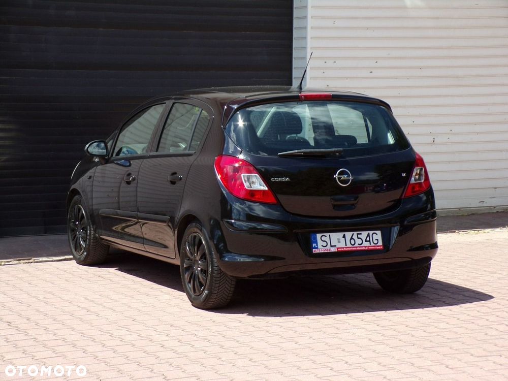 Opel Corsa - 15