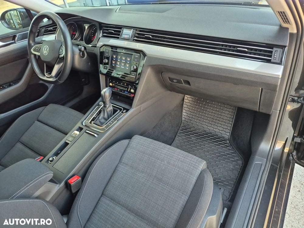 Volkswagen Passat 2.0 TDI DSG Advance - 26