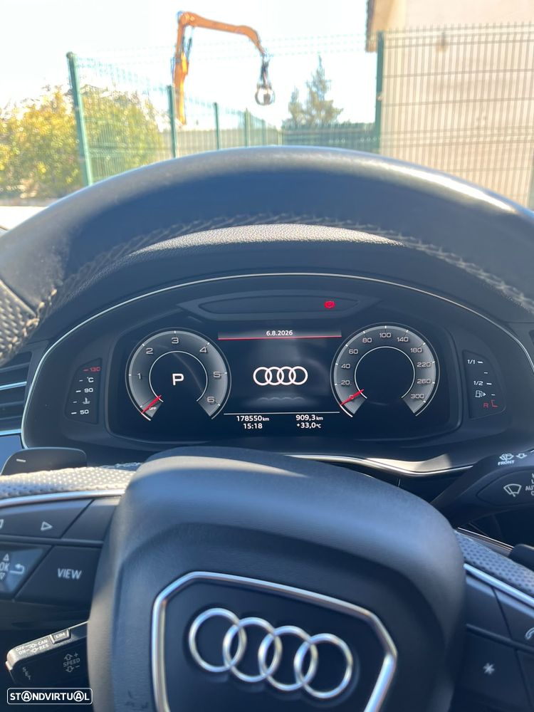 Audi Q8 - 6