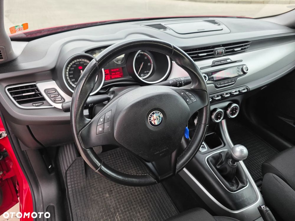 Alfa Romeo Giulietta 1.6 JTDM 16V - 17