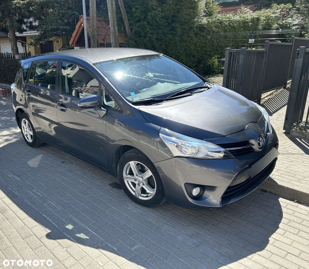 Toyota Verso 1.6 Active - 21