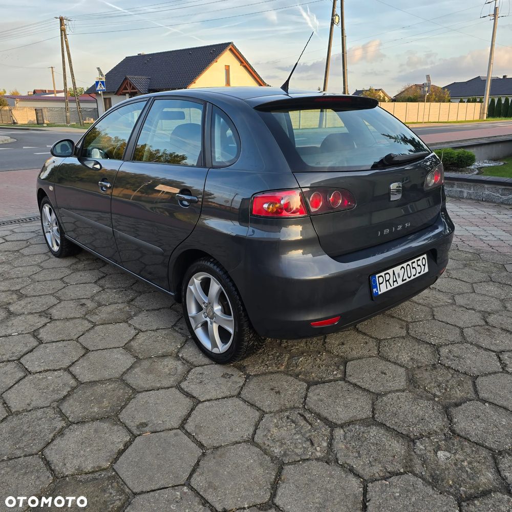 Seat Ibiza 1.4 16V Sport - 4