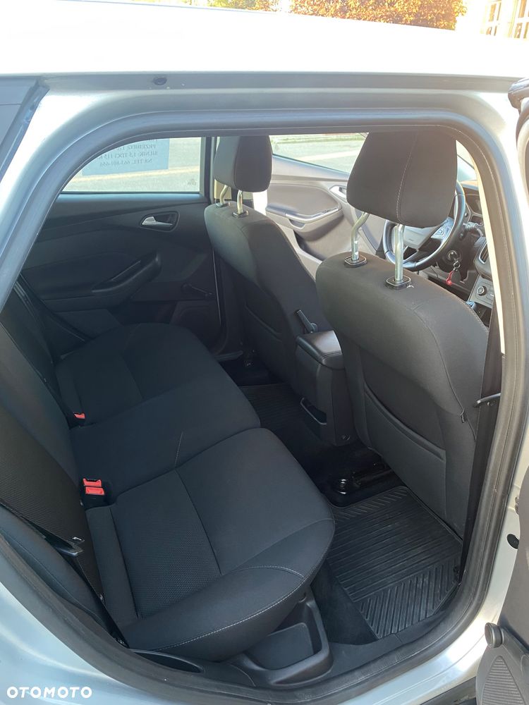 Ford Focus - 15
