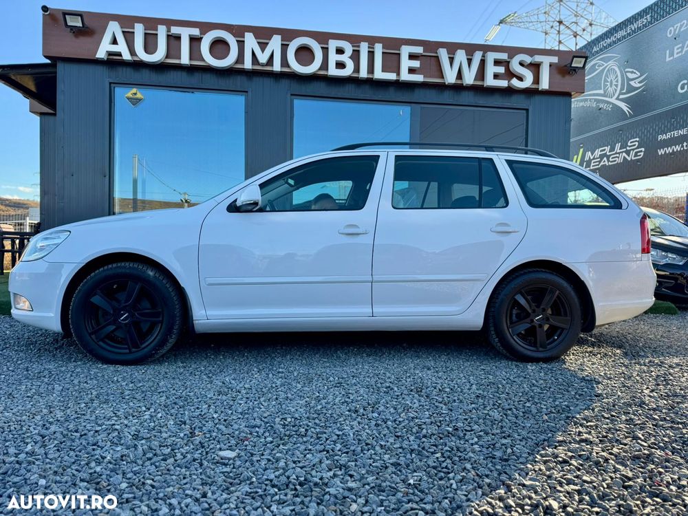 Skoda Octavia Combi 2.0 TDI Elegance Automatic - 11