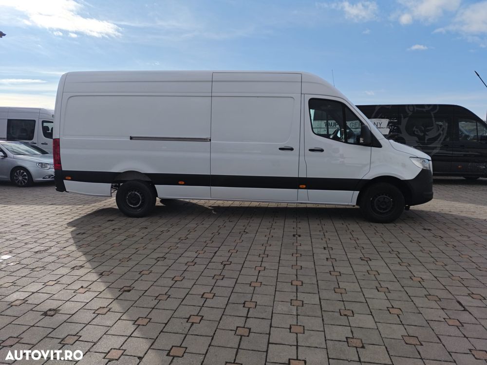 Mercedes-Benz Sprinter - 5