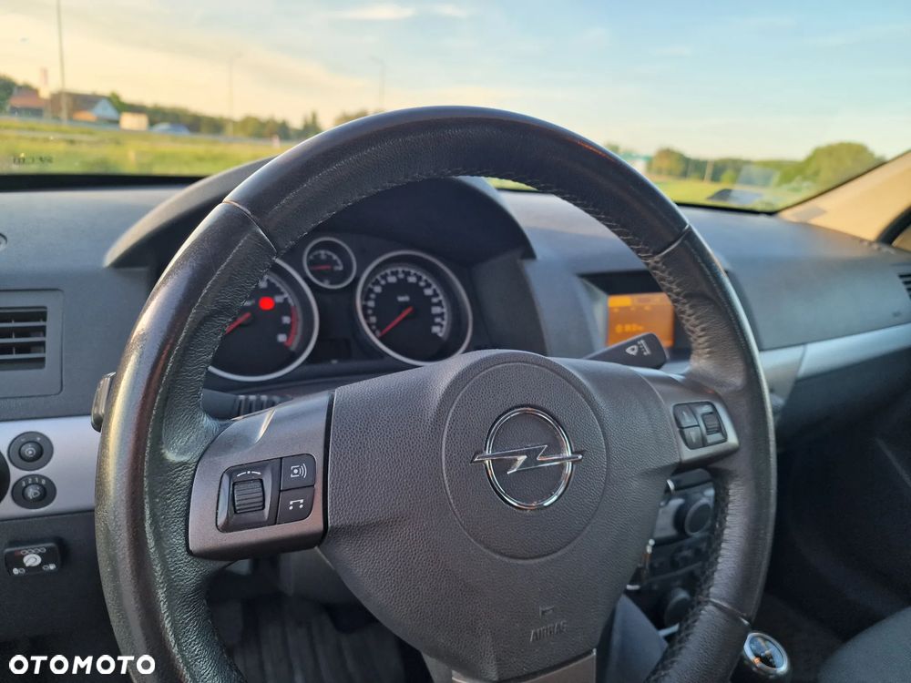 Opel Astra 1.6 Edition Plus - 31