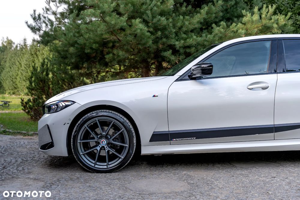 BMW Seria 3 320d xDrive mHEV M Sport - 9