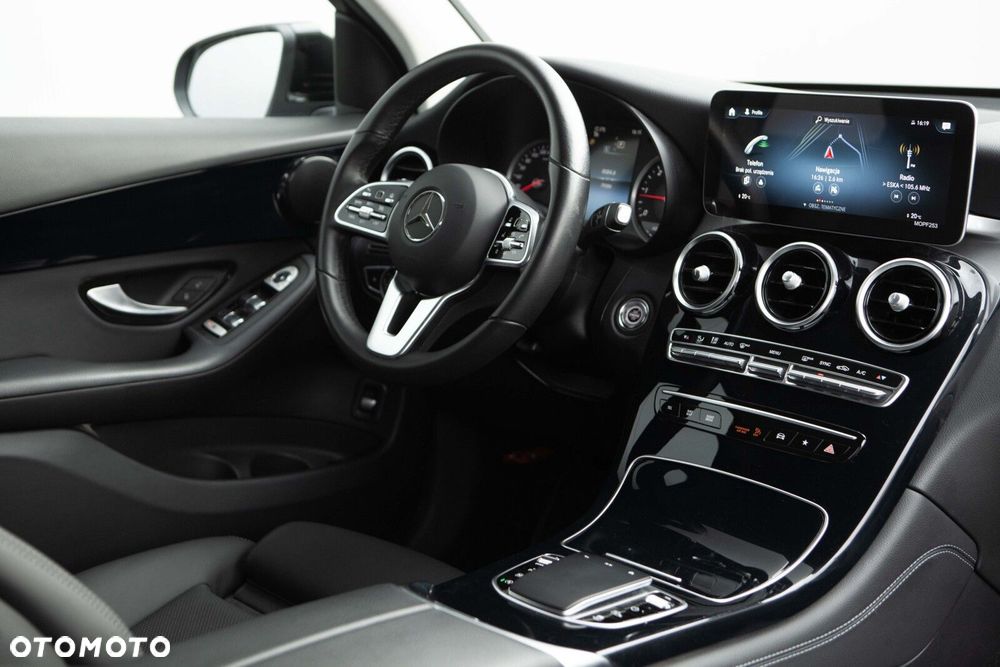 Mercedes-Benz GLC 200 d 4-Matic - 27