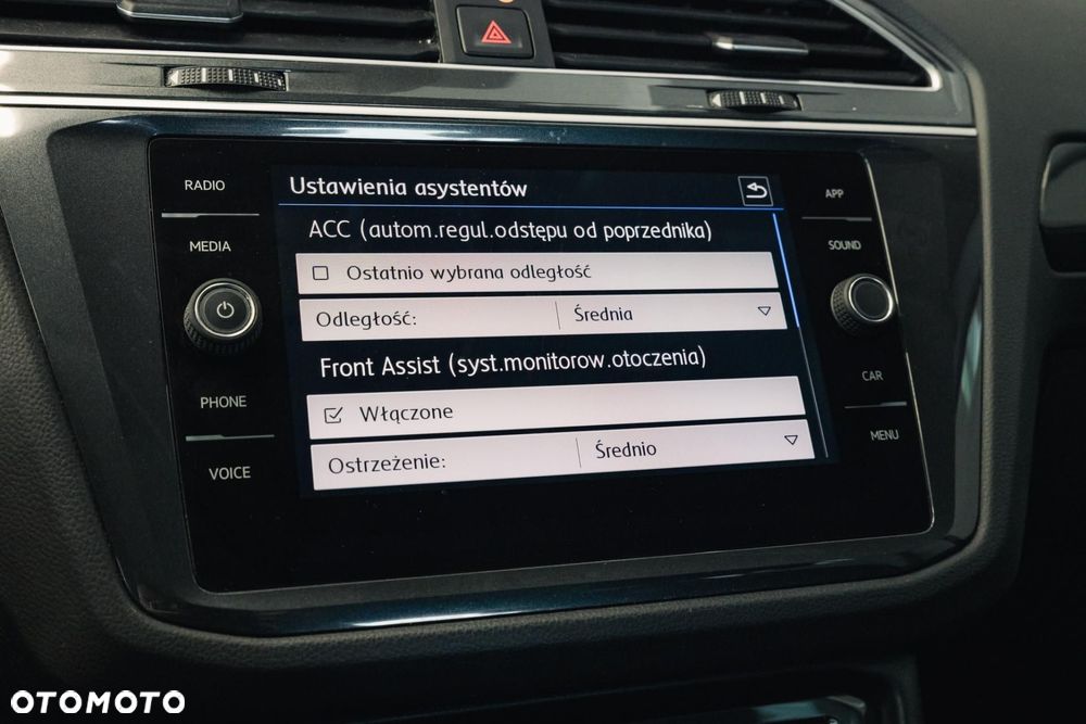 Volkswagen Tiguan - 22